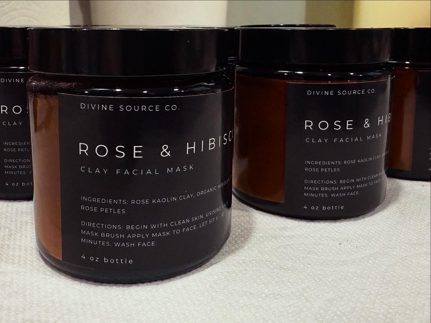 Rose Hibiscus Facial Clay 4oz